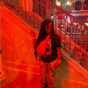 Meet your Posher, Jylese